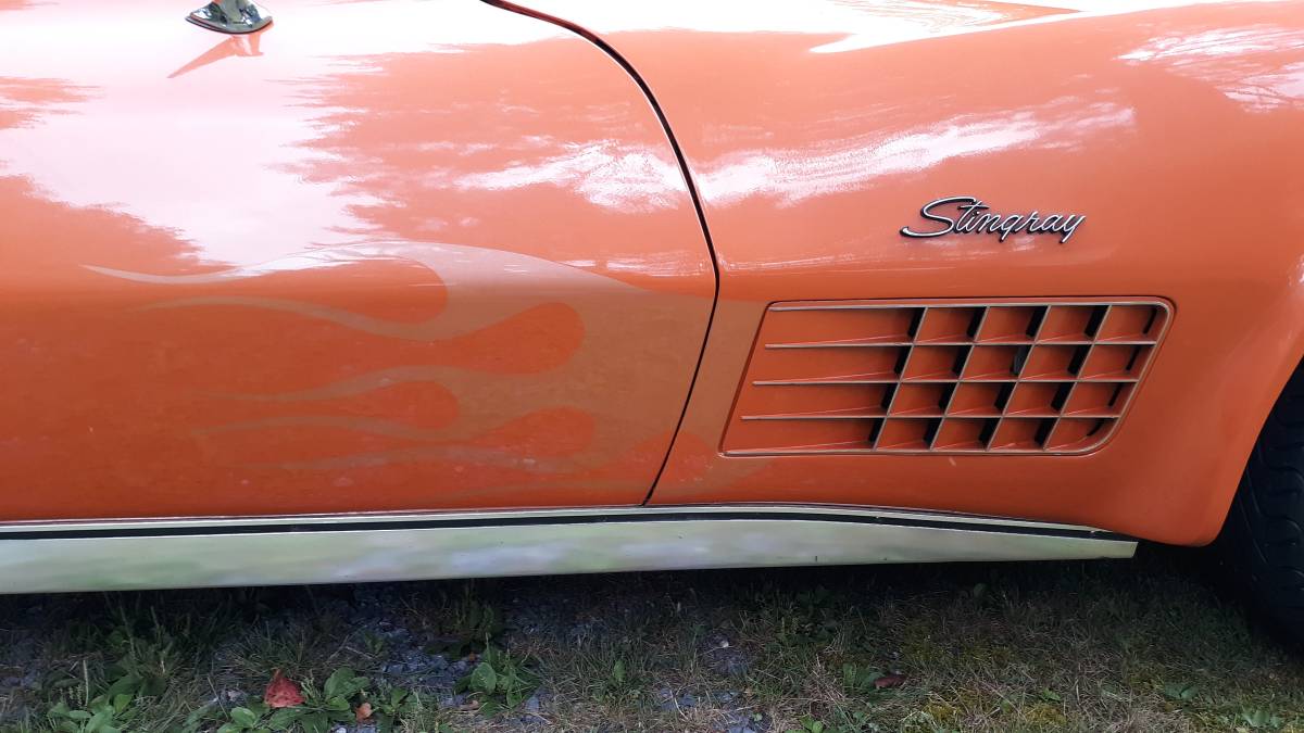 Chevrolet-corvette-1971-orange-7