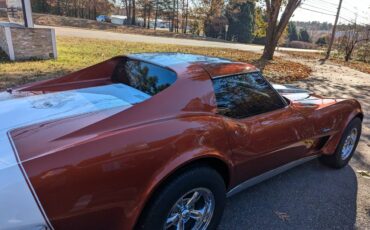 Chevrolet-corvette-1973-11