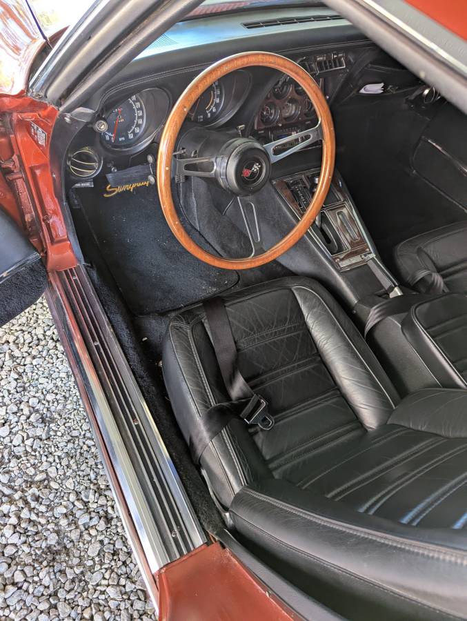 Chevrolet-corvette-1973-3