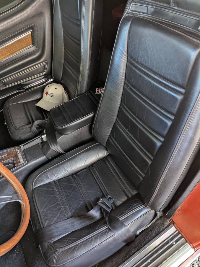 Chevrolet-corvette-1973-4
