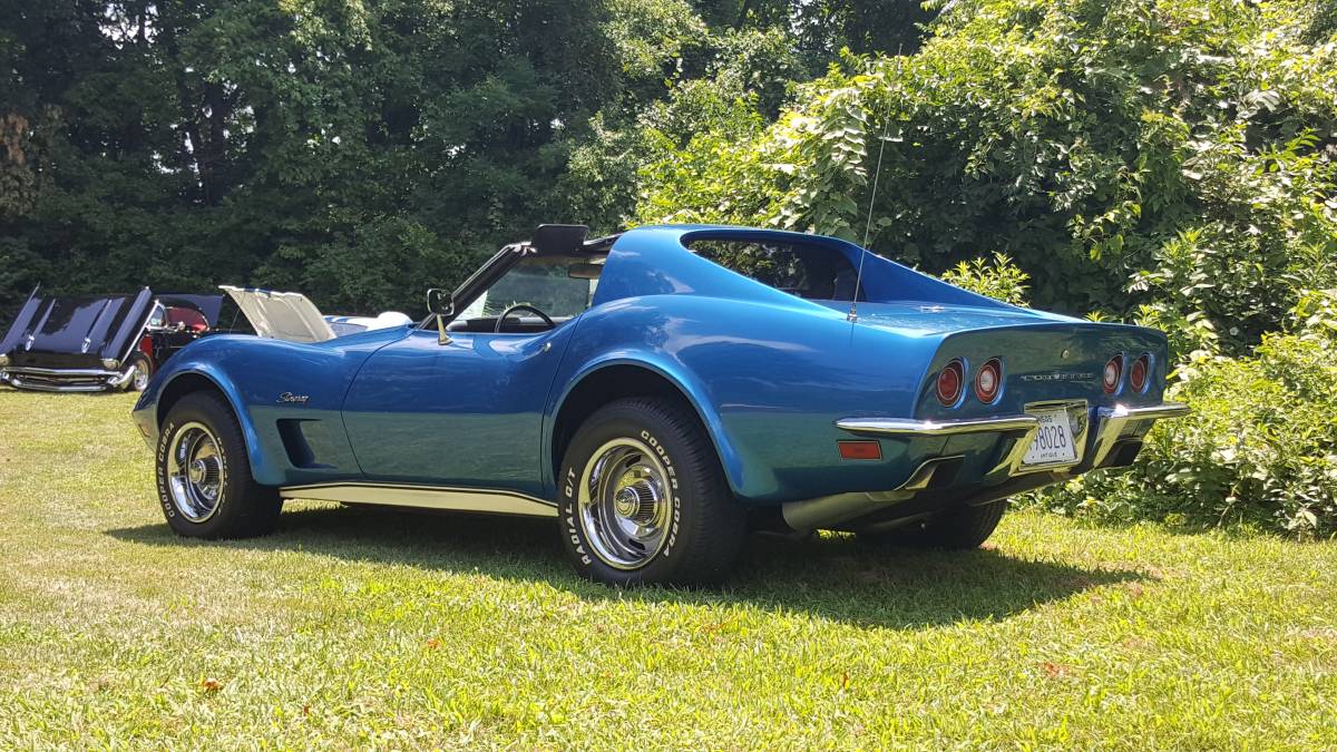 Chevrolet-corvette-1973-blue