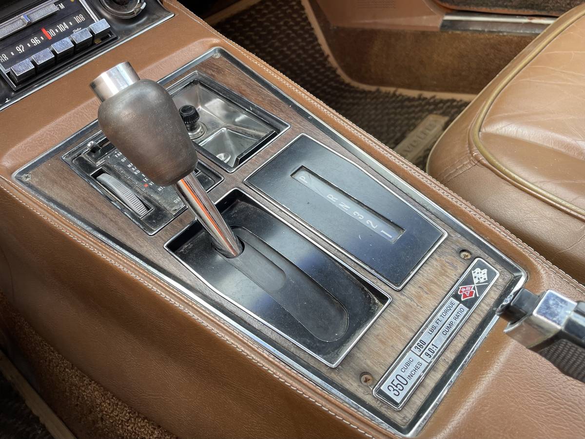 Chevrolet-corvette-1973-orange-15