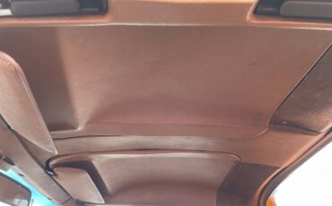 Chevrolet-corvette-1973-orange-21