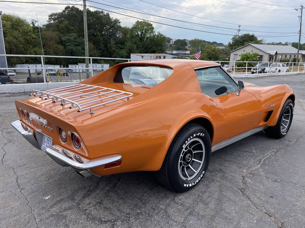 Chevrolet-corvette-1973-orange-4