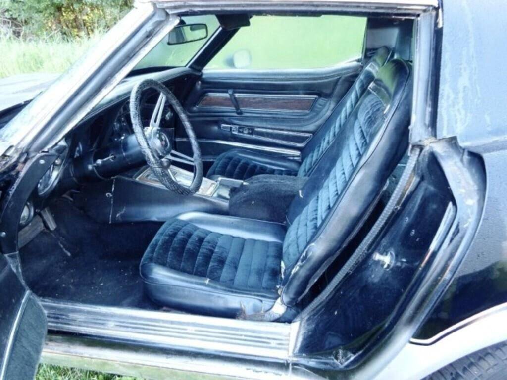 Chevrolet-corvette-1974-black-1