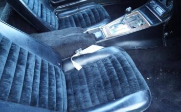Chevrolet-corvette-1974-black-9