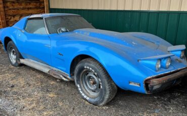 Chevrolet-corvette-1974-blue-3