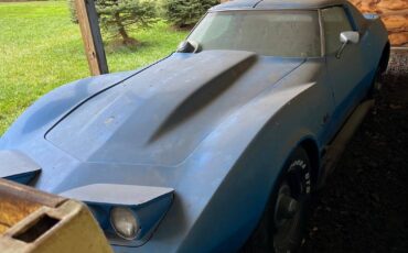 Chevrolet-corvette-1974-blue