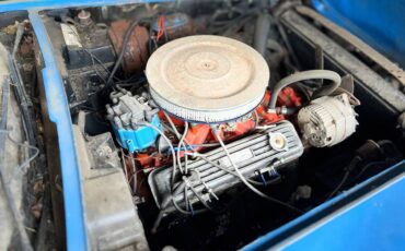 Chevrolet-corvette-1974-blue-4
