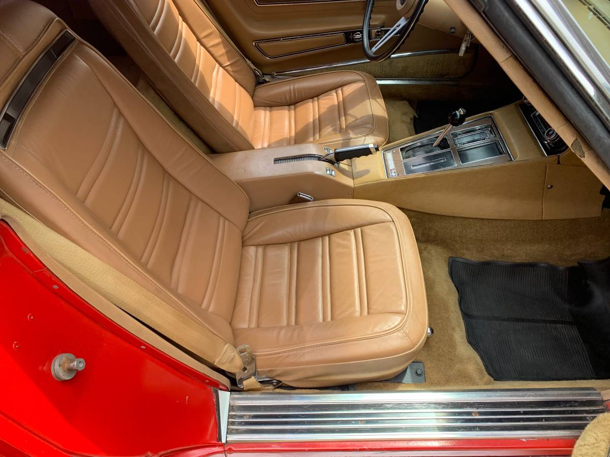 Chevrolet-corvette-1974-red-4