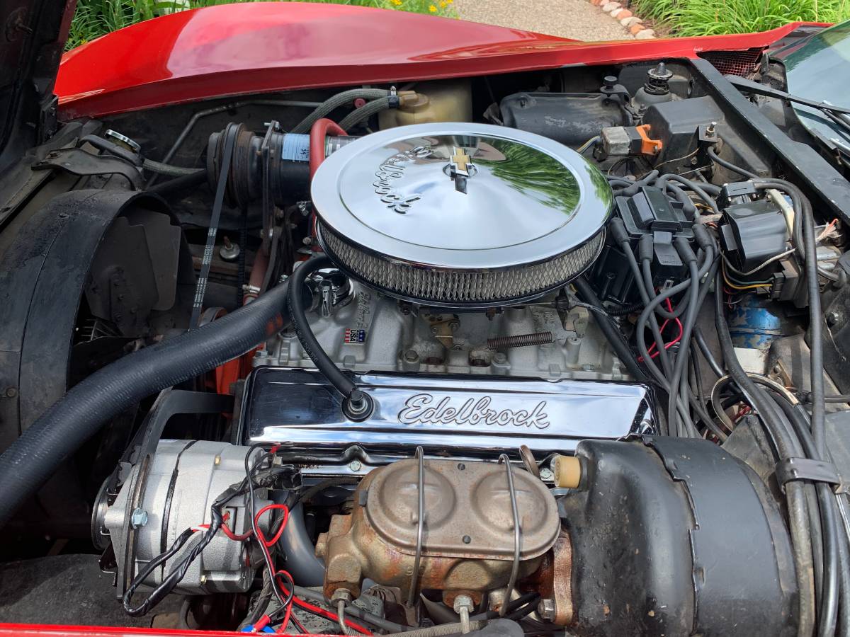 Chevrolet-corvette-1974-red-6