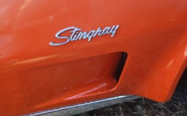 Chevrolet-corvette-1975-orange-2