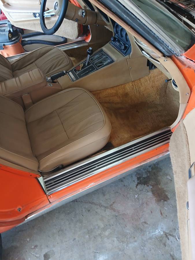 Chevrolet-corvette-1975-orange-6