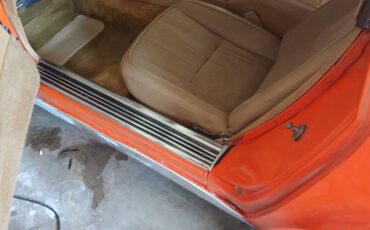Chevrolet-corvette-1975-orange-8