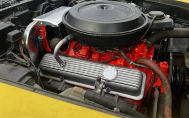 Chevrolet-corvette-1976-13
