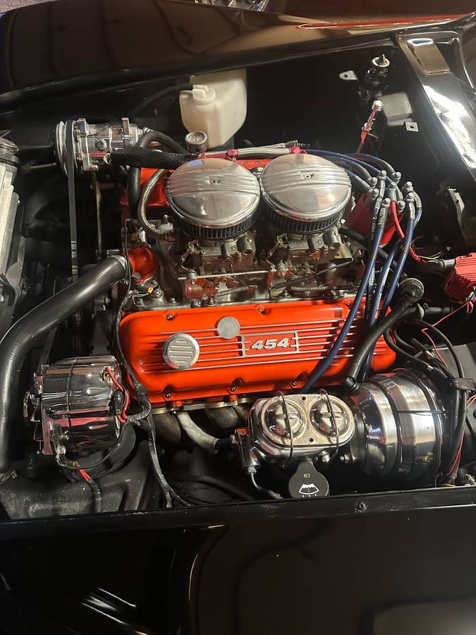 Chevrolet-corvette-1976-black-6