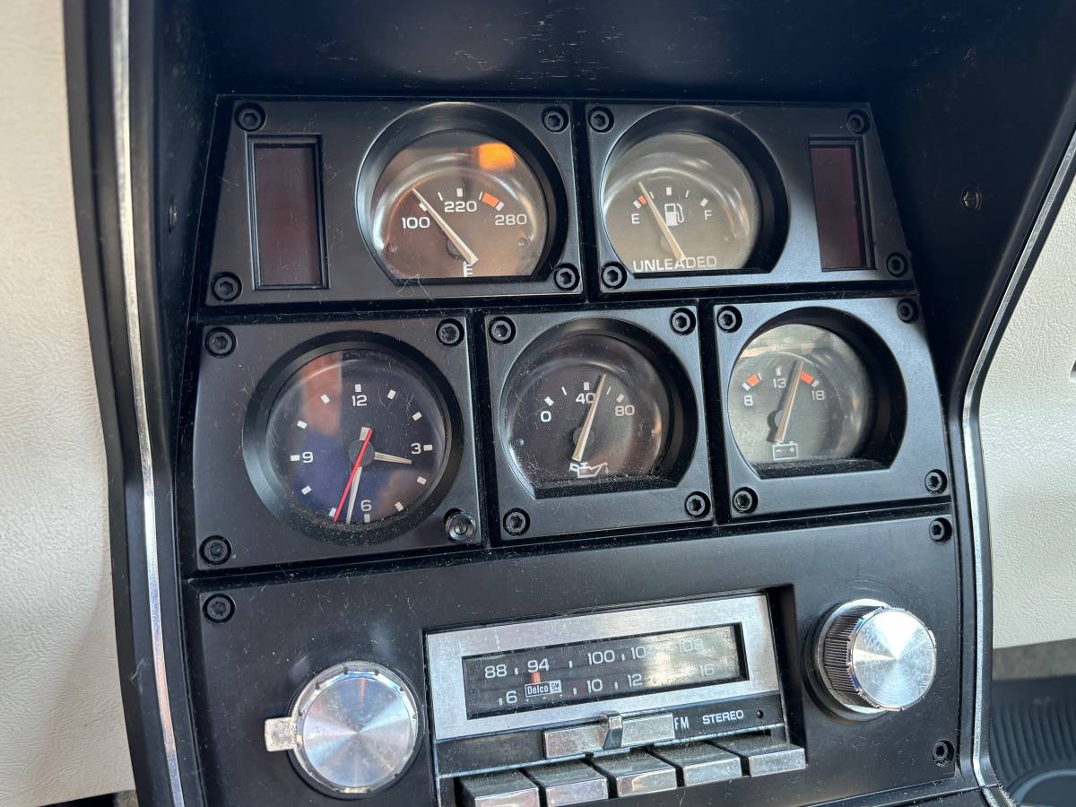 Chevrolet-corvette-1979-black-15