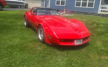 Chevrolet-corvette-1980-5
