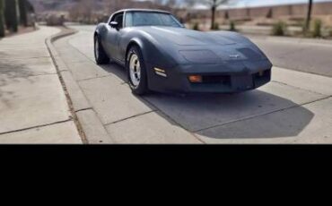 Chevrolet-corvette-1980-black