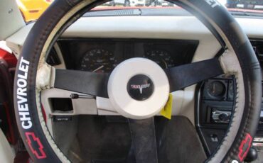 Chevrolet-corvette-1980-red-15