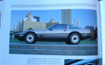 Chevrolet-corvette-1984-15