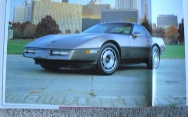 Chevrolet-corvette-1984-16
