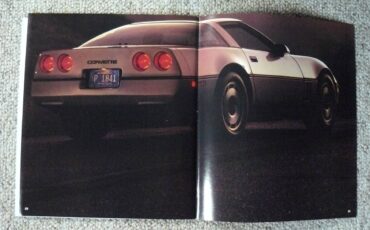 Chevrolet-corvette-1984-17