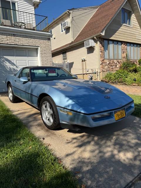 Chevrolet-corvette-1984-blue-3