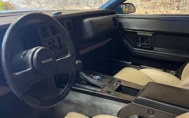 Chevrolet-corvette-1984-blue-6