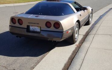 Chevrolet-corvette-1984-custom-3