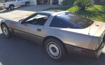 Chevrolet-corvette-1984-custom