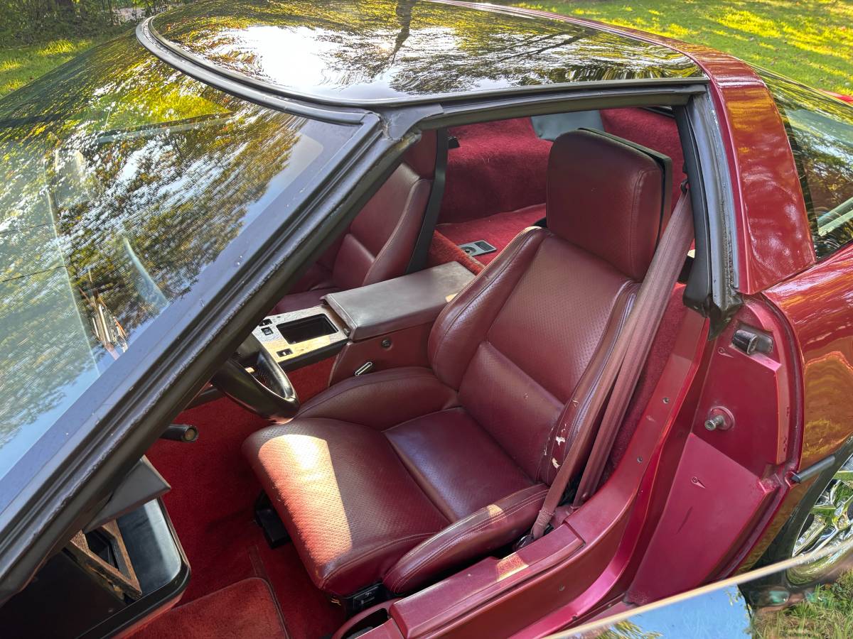 Chevrolet-corvette-1984-custom-7