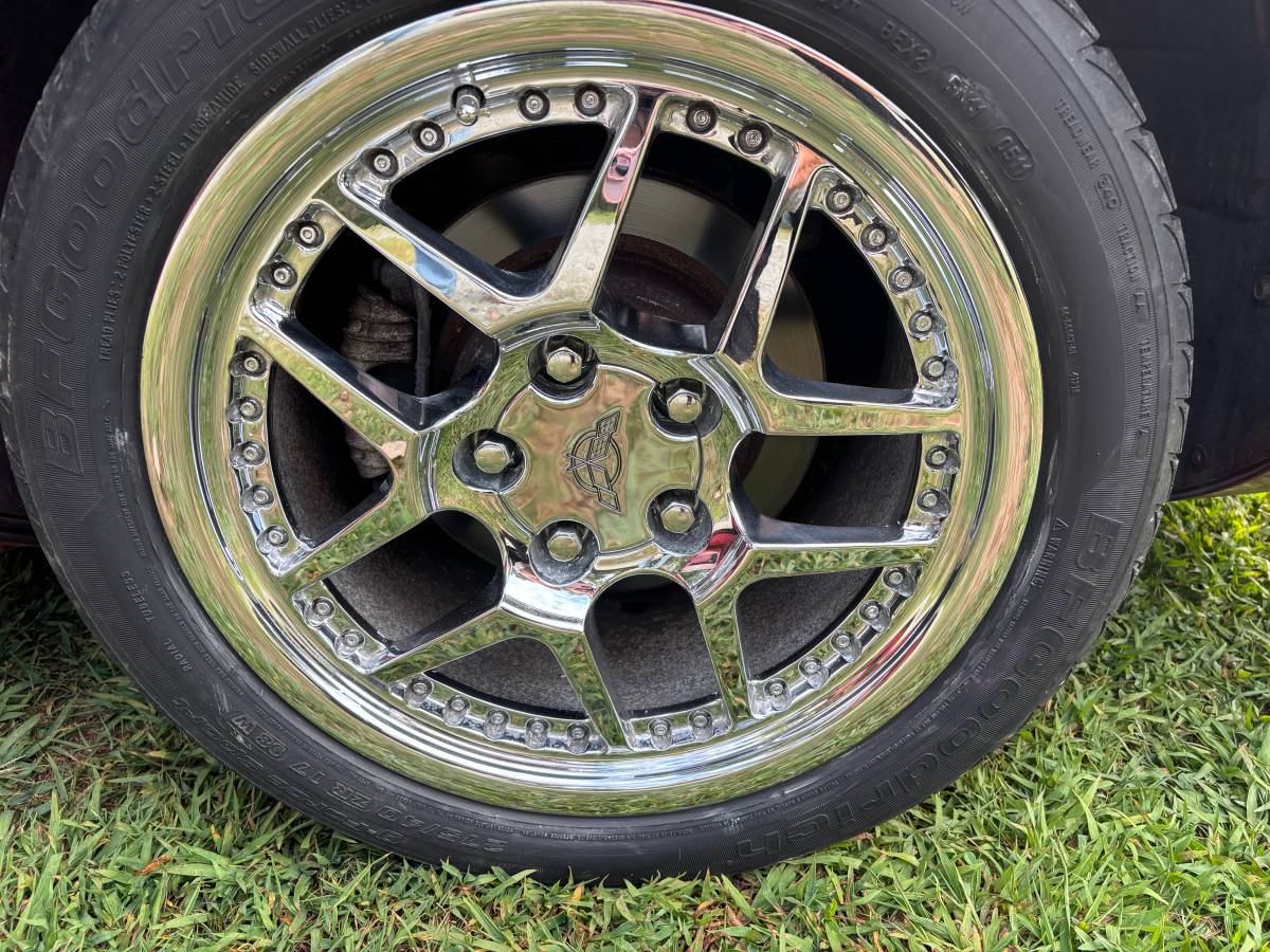 Chevrolet-corvette-1984-custom-9