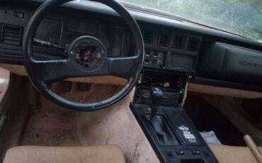 Chevrolet-corvette-1984-red-5