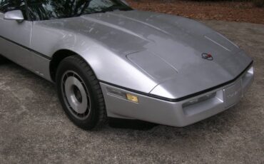 Chevrolet-corvette-1984-silver-1
