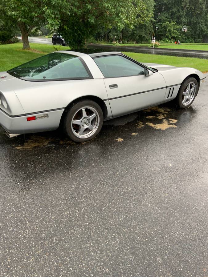 Chevrolet-corvette-1984-silver-4