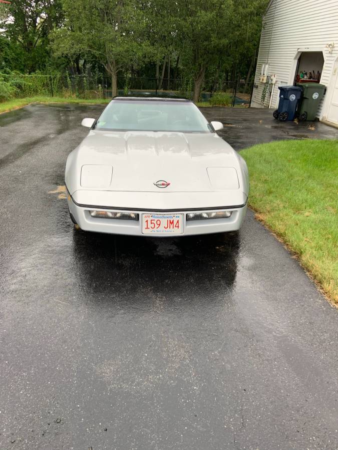 Chevrolet-corvette-1984-silver-5