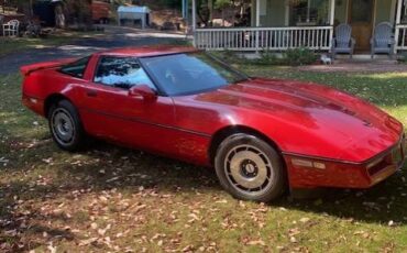 Chevrolet-corvette-1985-red-1