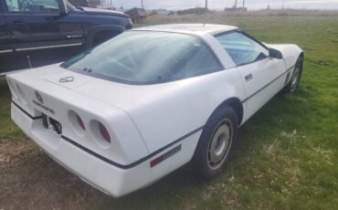 Chevrolet-corvette-1985-red-1