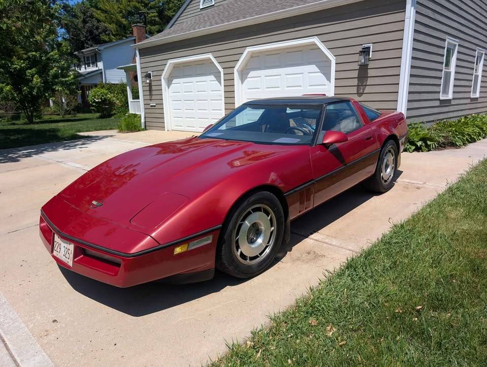 Chevrolet-corvette-1987-9