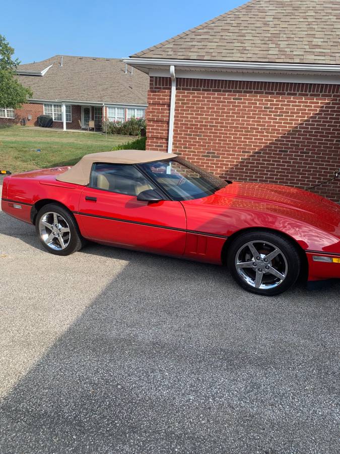 Chevrolet-corvette-1987-red-1