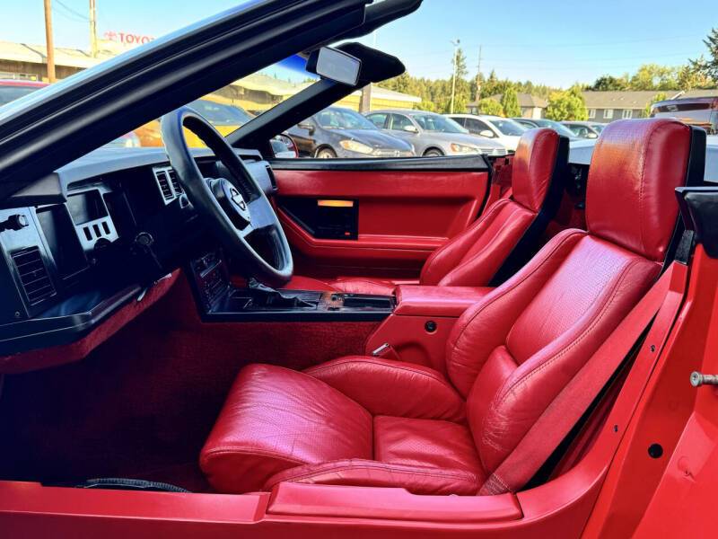 Chevrolet-corvette-1987-red-10