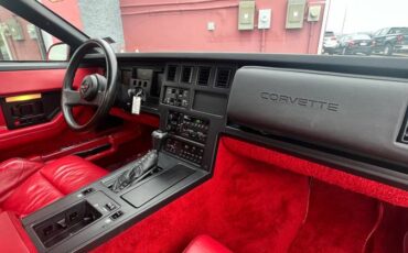Chevrolet-corvette-1987-red-13