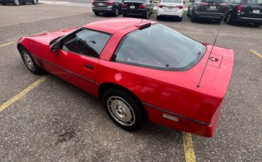 Chevrolet-corvette-1987-red-2