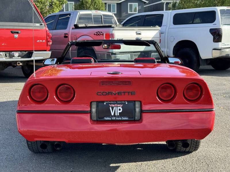 Chevrolet-corvette-1987-red-6