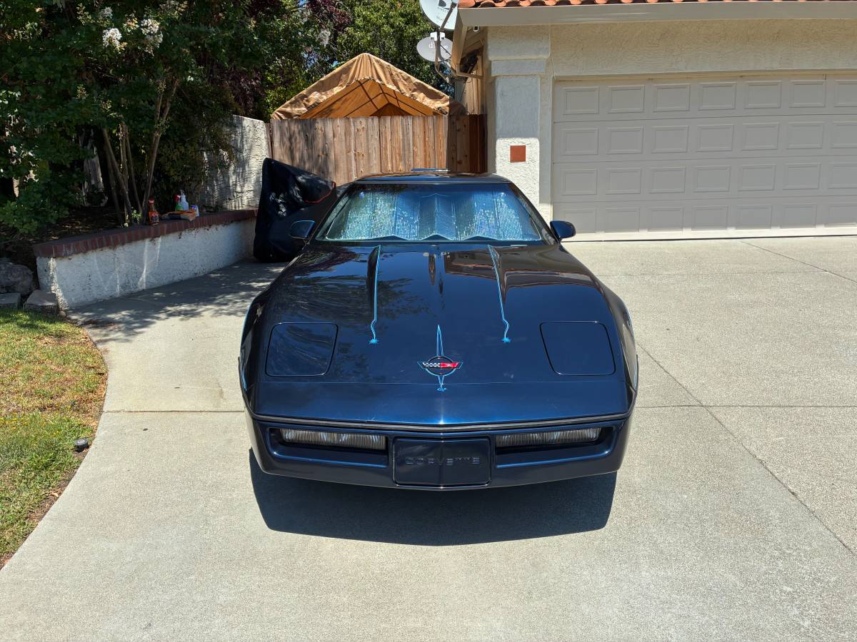 Chevrolet-corvette-1988-blue-1