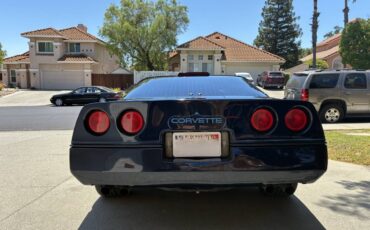 Chevrolet-corvette-1988-blue-3