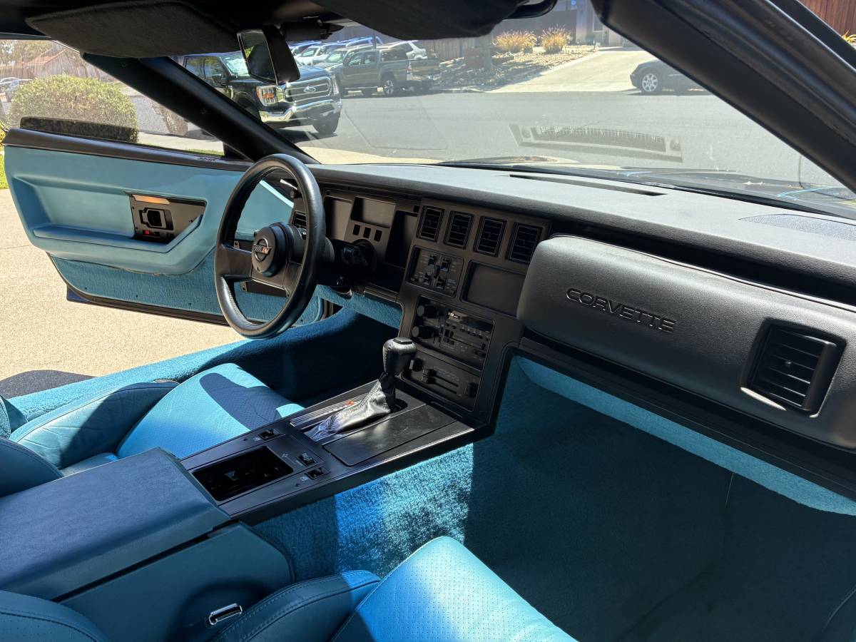 Chevrolet-corvette-1988-blue-6