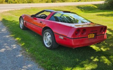 Chevrolet-corvette-1988-red-2
