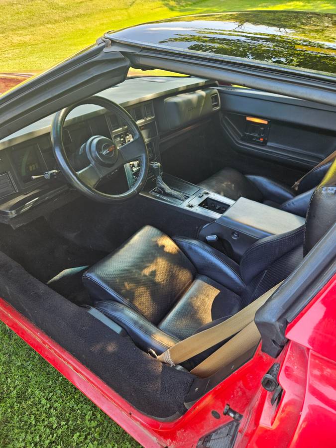 Chevrolet-corvette-1988-red-9